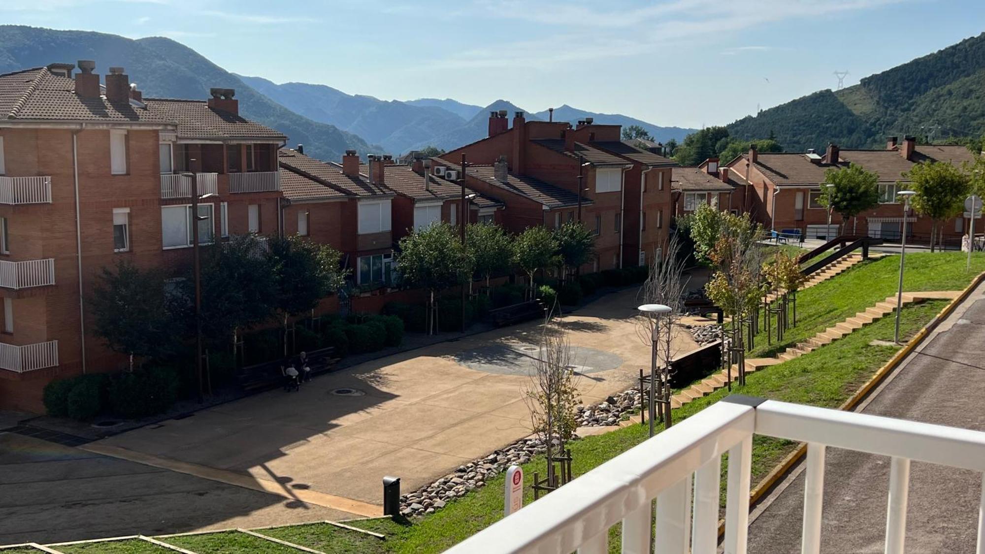 Apartament Reformat Al Bergueda 6P Sant Jordi de Cercs Екстериор снимка