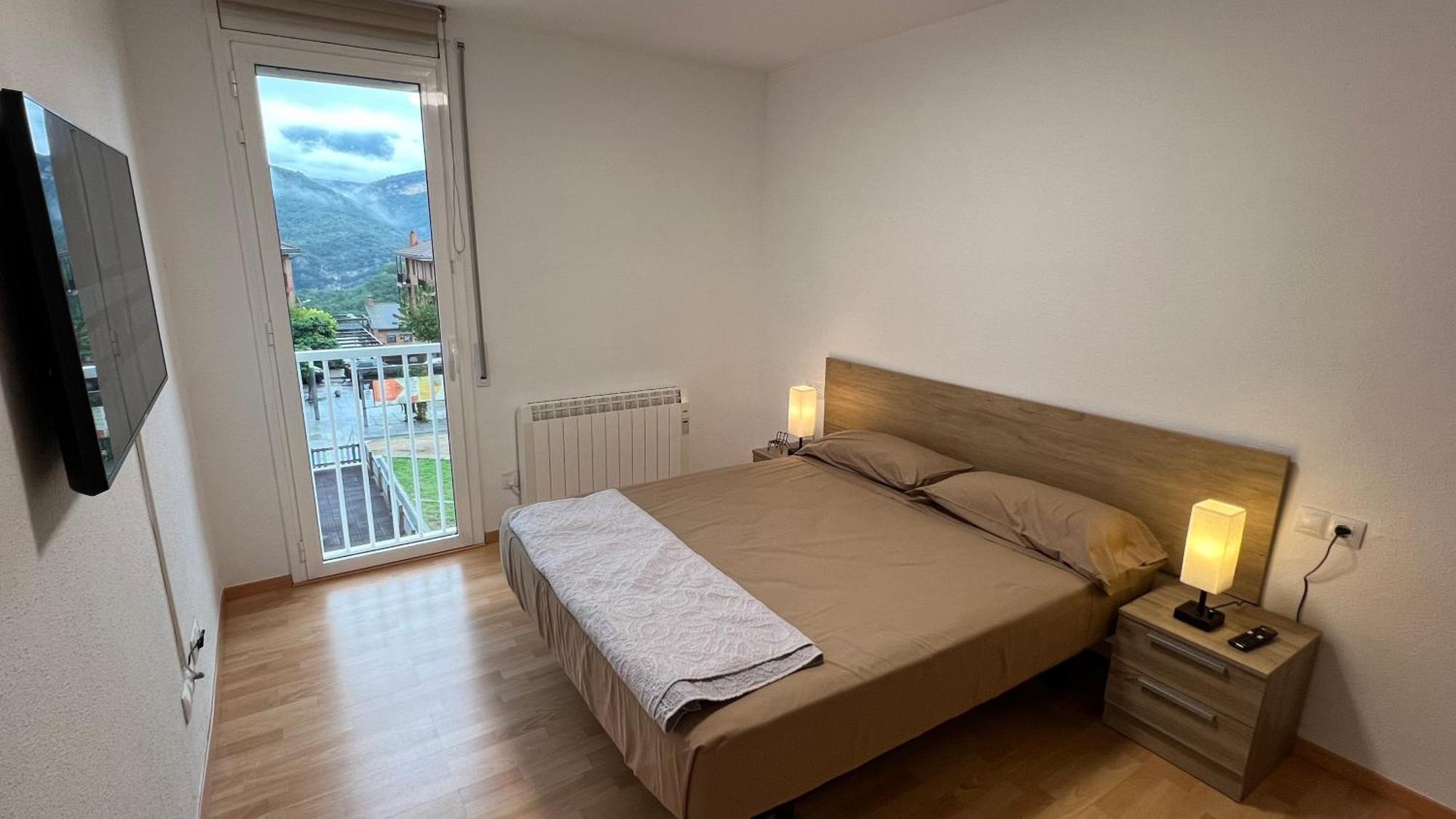 Apartament Reformat Al Bergueda 6P Sant Jordi de Cercs Екстериор снимка
